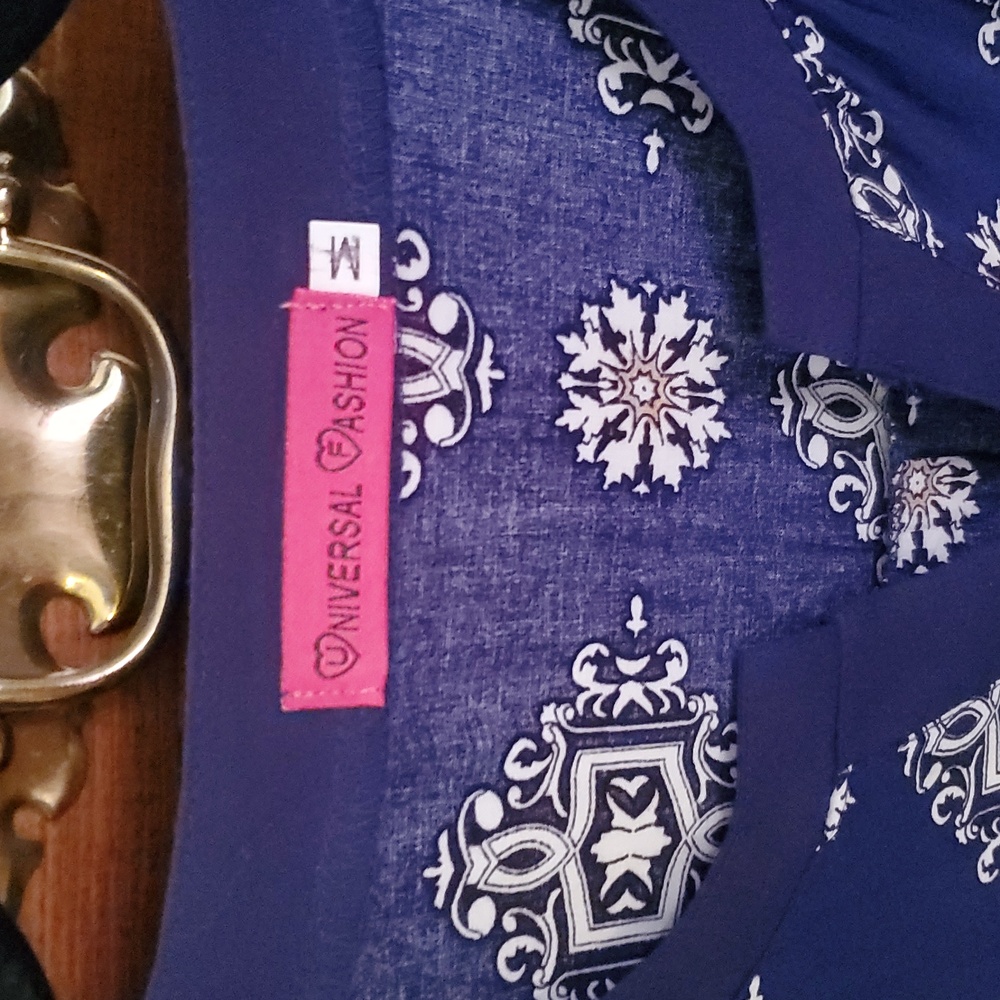 Tunic top - Picture 2 of 5